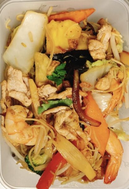 Nouilles sautées aux porc et crevettes       