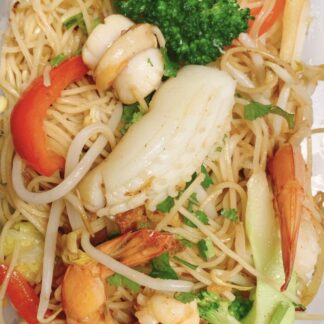 Nouilles sautées aux fruits de mer        